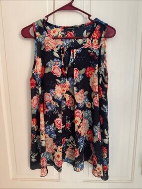 Floral Keyhole Camisole Tank - Navy with Pink Floral